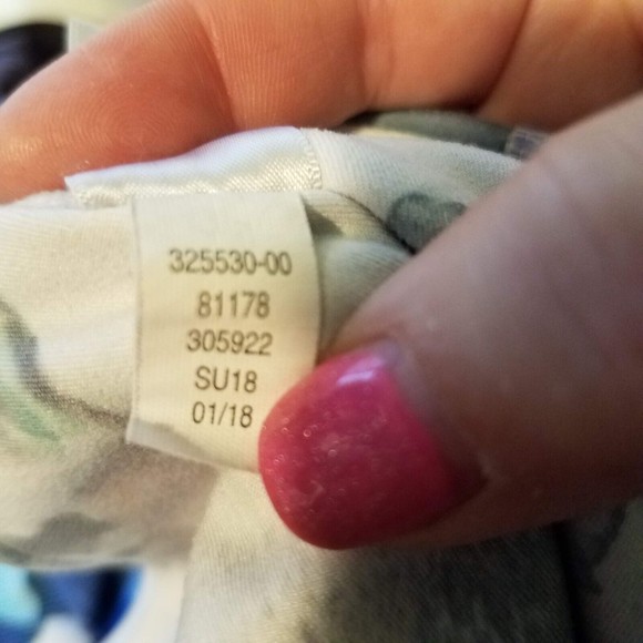 Athleta S Small Mudra Blue Purple Watercolor Floral 7/8 Leggings Size 325530-00 - Picture 8 of 9